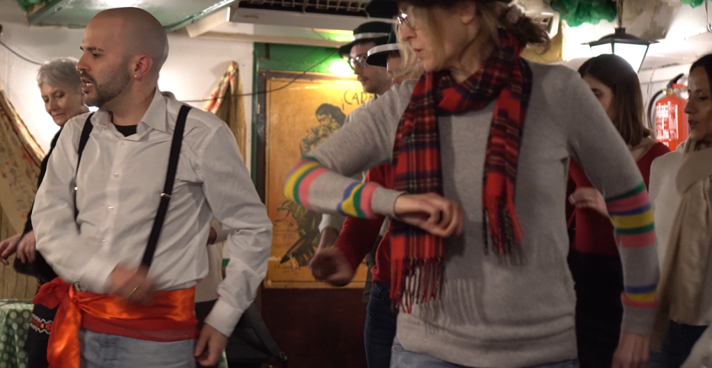 Rumba Catalana tour en barcelona by tour me out