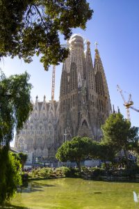 free gaudi tour