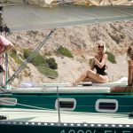 sailing-boat-for-groups